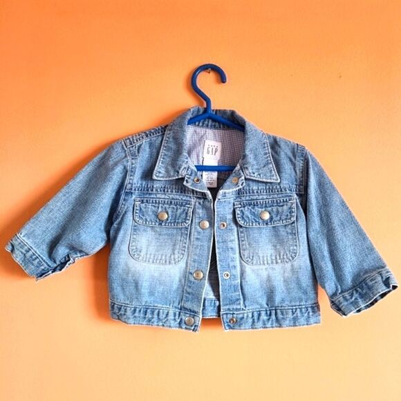 Baby Gap Denim Jacket 18-24M Heart Back Detail - Picture 2 of 5